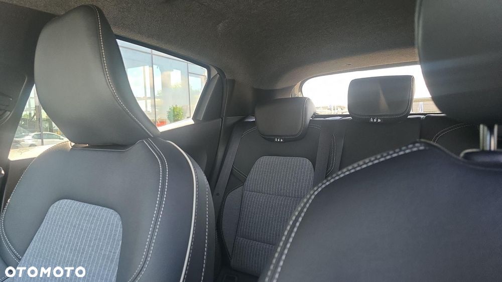 Renault Clio - 11