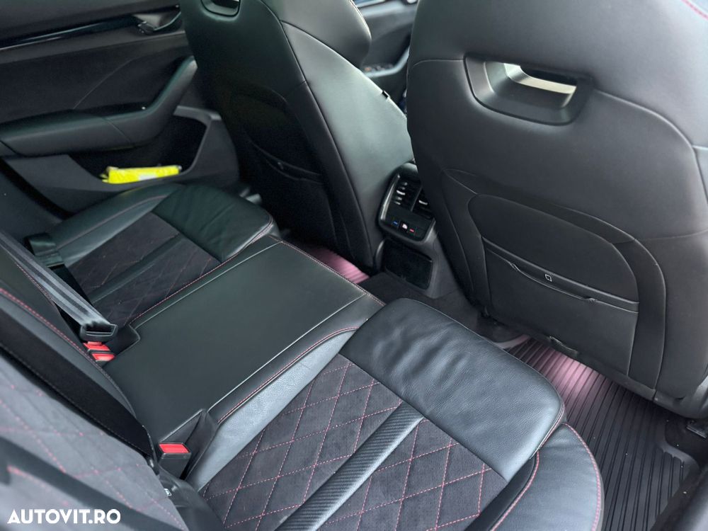 Skoda Octavia 2.0 TDI DSG RS - 14