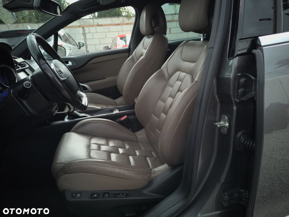 DS Automobiles DS 4 - 10