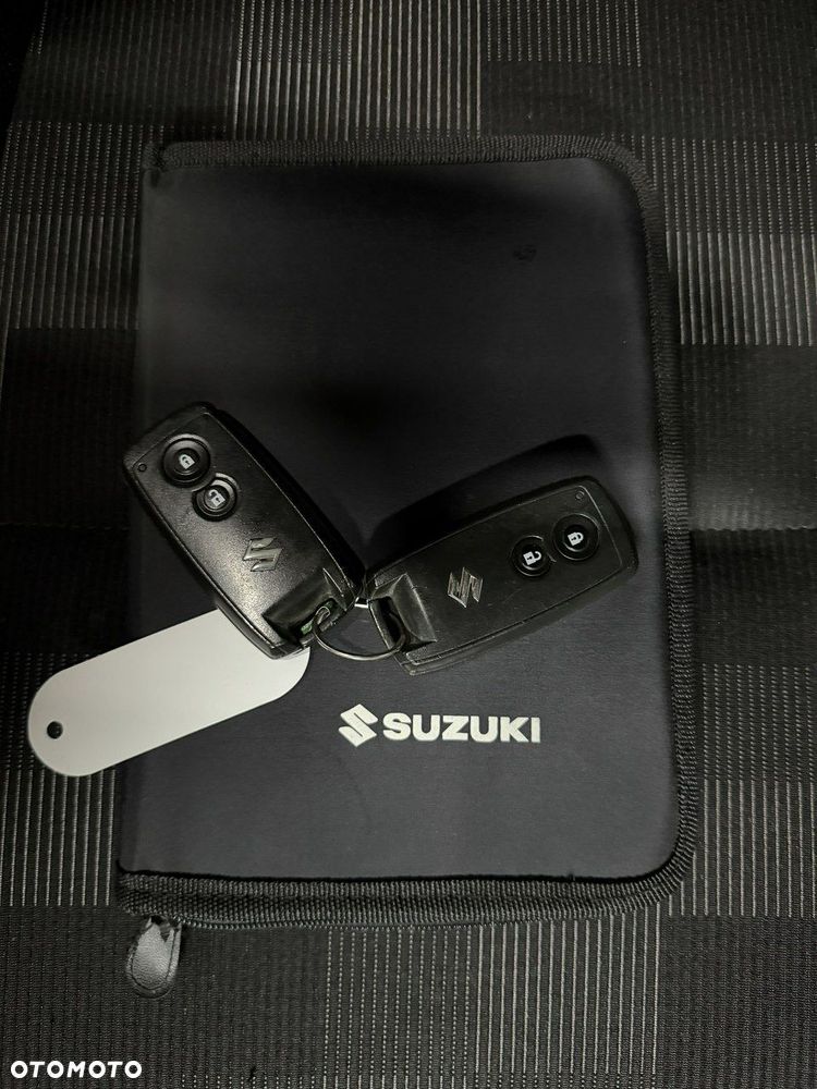 Suzuki Grand Vitara - 35