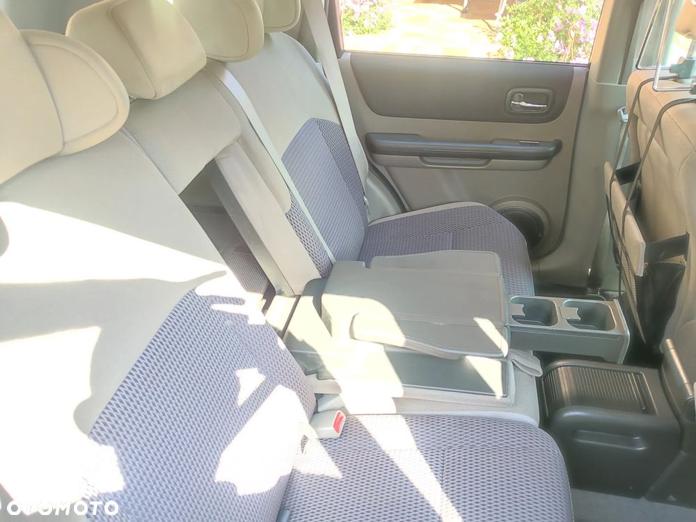 Nissan X-Trail 2.2 dCi 4x4 Columbia - 21