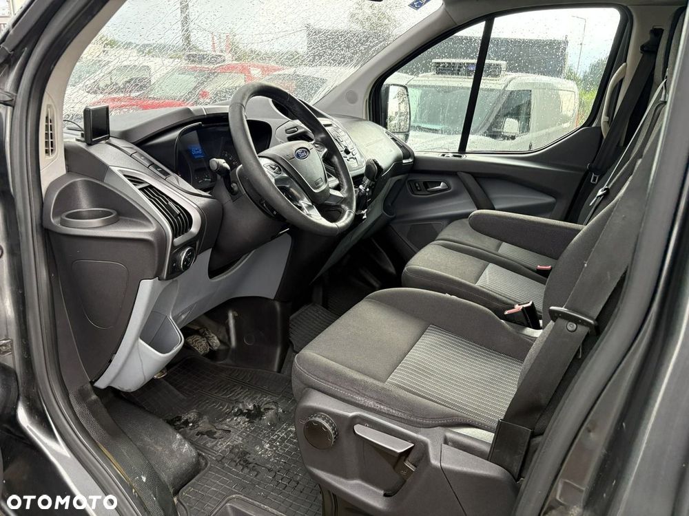 Ford Transit Custom - 10
