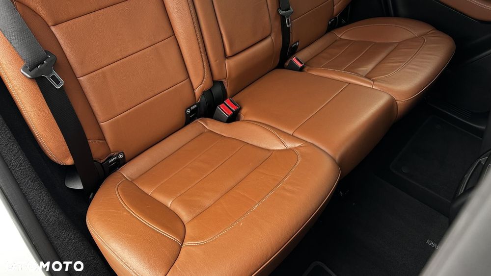 Mercedes-Benz GLE - 25