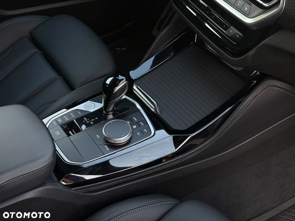 BMW X4 xDrive20i mHEV sport - 34
