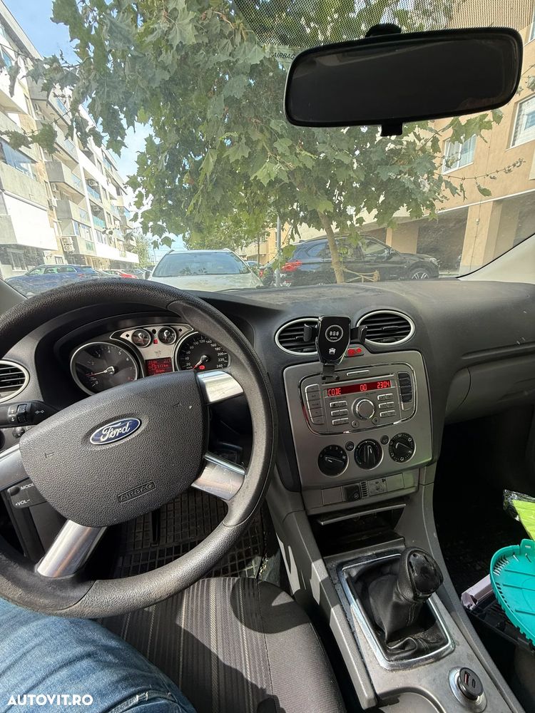 Ford Focus - 7