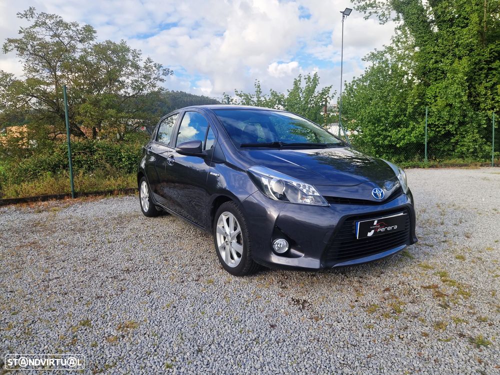 Toyota Yaris 1.5 HSD Sport+Navi - 16