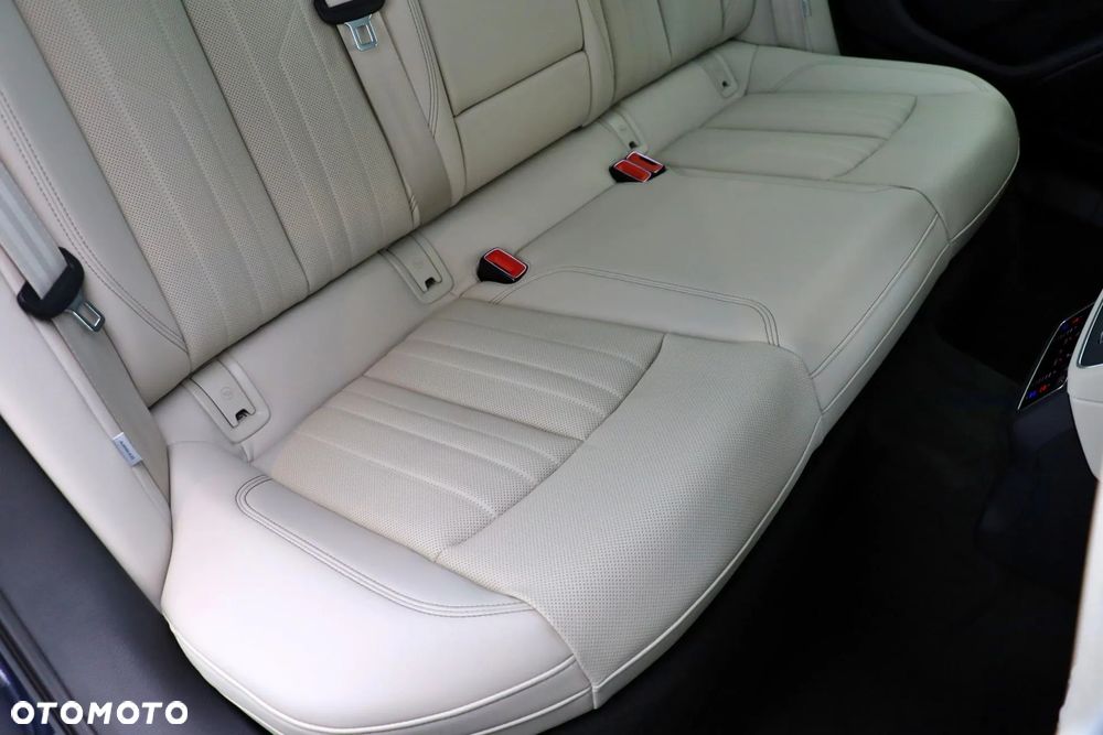 Audi A6 - 33