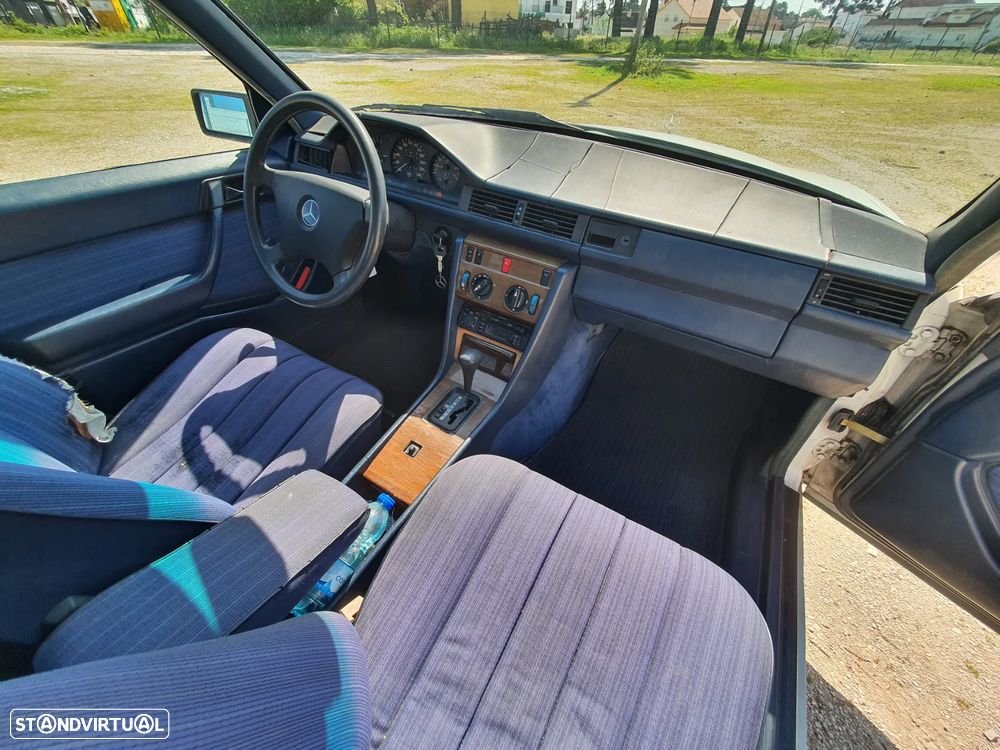 Mercedes-Benz W124 (1984-1997) - 12