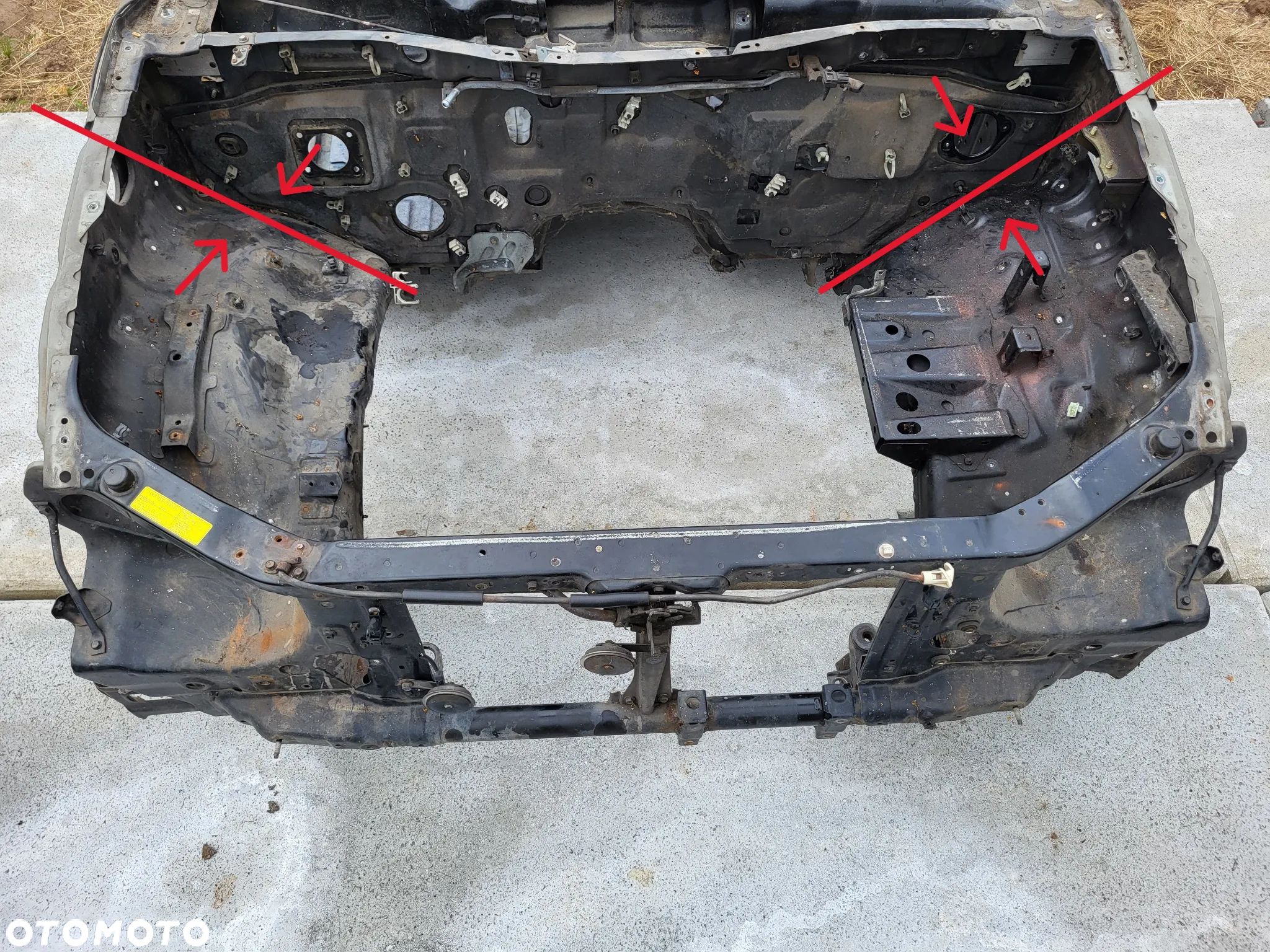 Mitsubishi L200 IV Pas Przedni Wzmocnienie Czołowe - 1