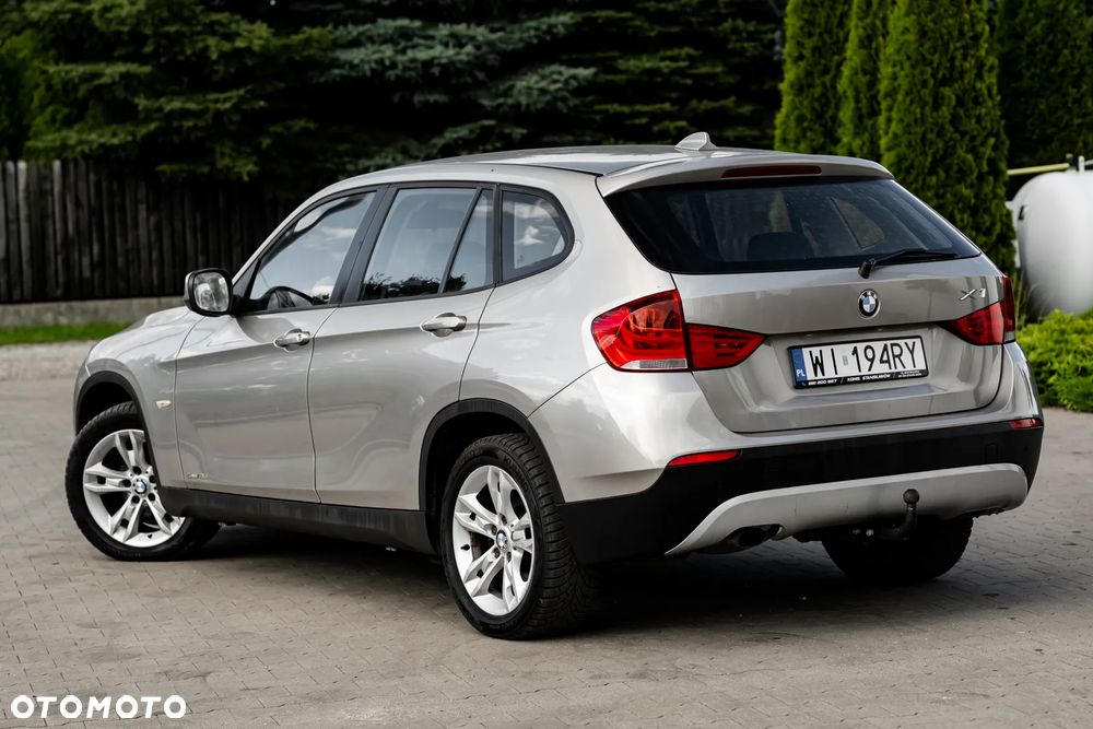 BMW X1 sDrive18d - 14
