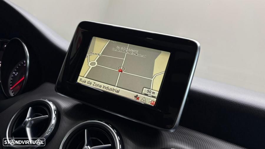 Mercedes-Benz GLA 220 CDI Urban 4-Matic - 13