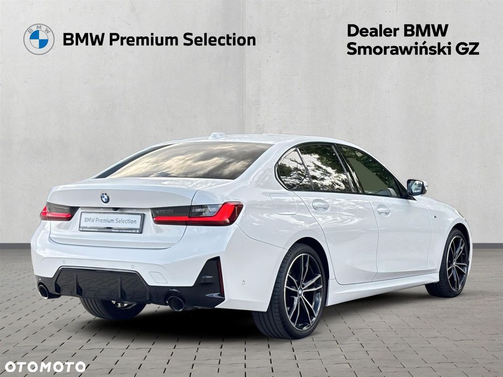 BMW Seria 3 320d xDrive - 26