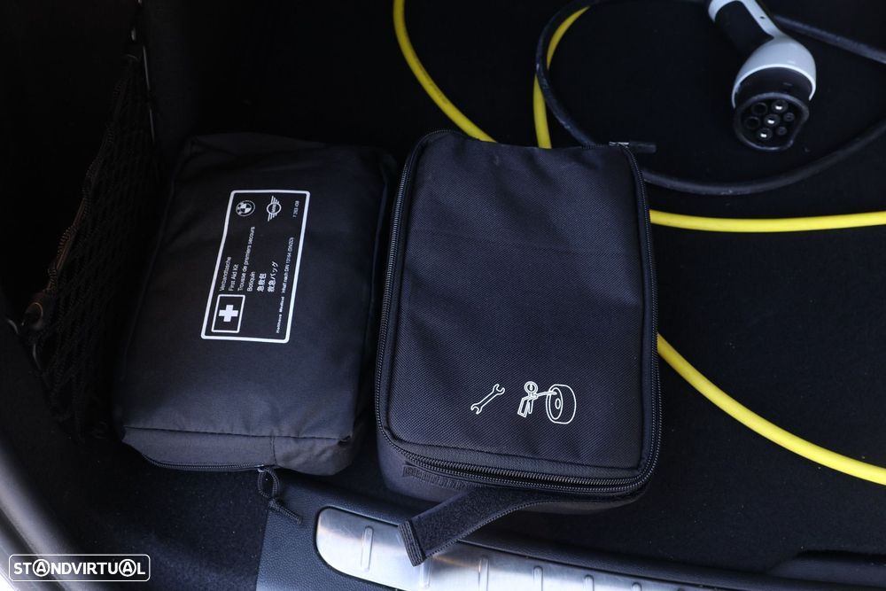 MINI Countryman Cooper SE ALL4 Auto - 42