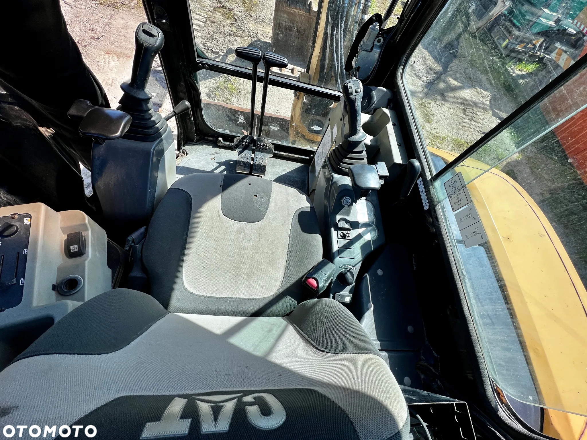 Caterpillar koparka CAT 304C CR - 11