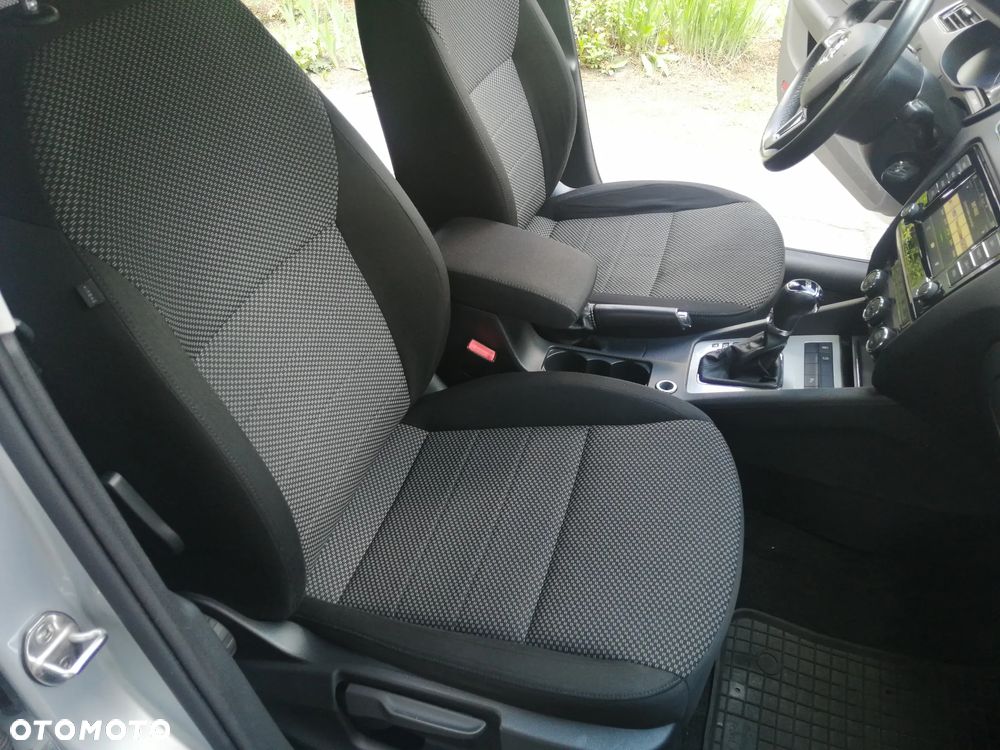 Skoda Octavia 1.6 TDI Style DSG - 31