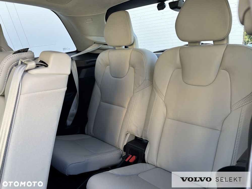 Volvo XC 90 - 29