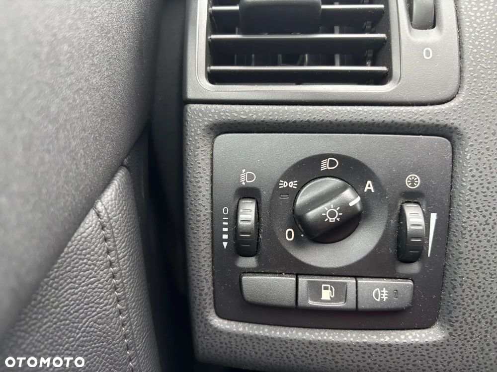 Volvo V50 DPF DRIVe Summum - 15