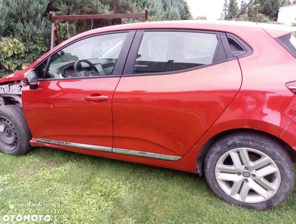 Renault Clio TCe 100 EXPERIENCE - 3