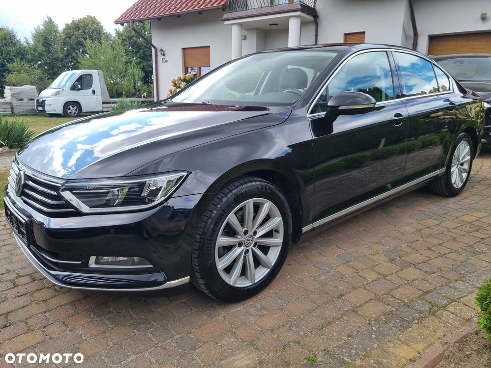 Volkswagen Passat - 4