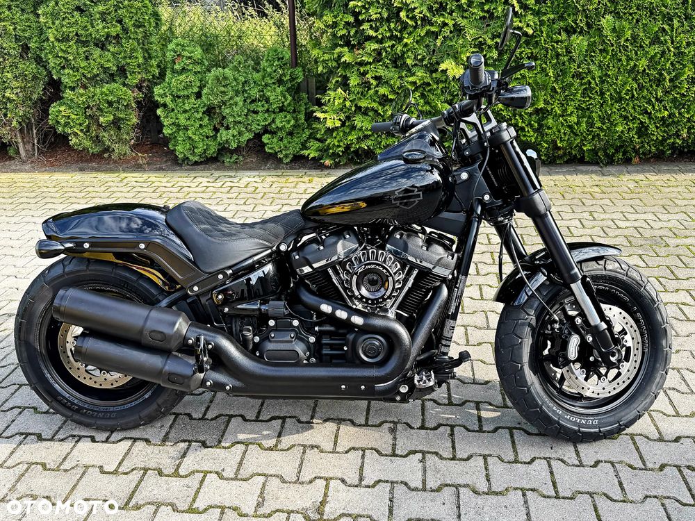 Harley-Davidson Softail Fat Bob - 23