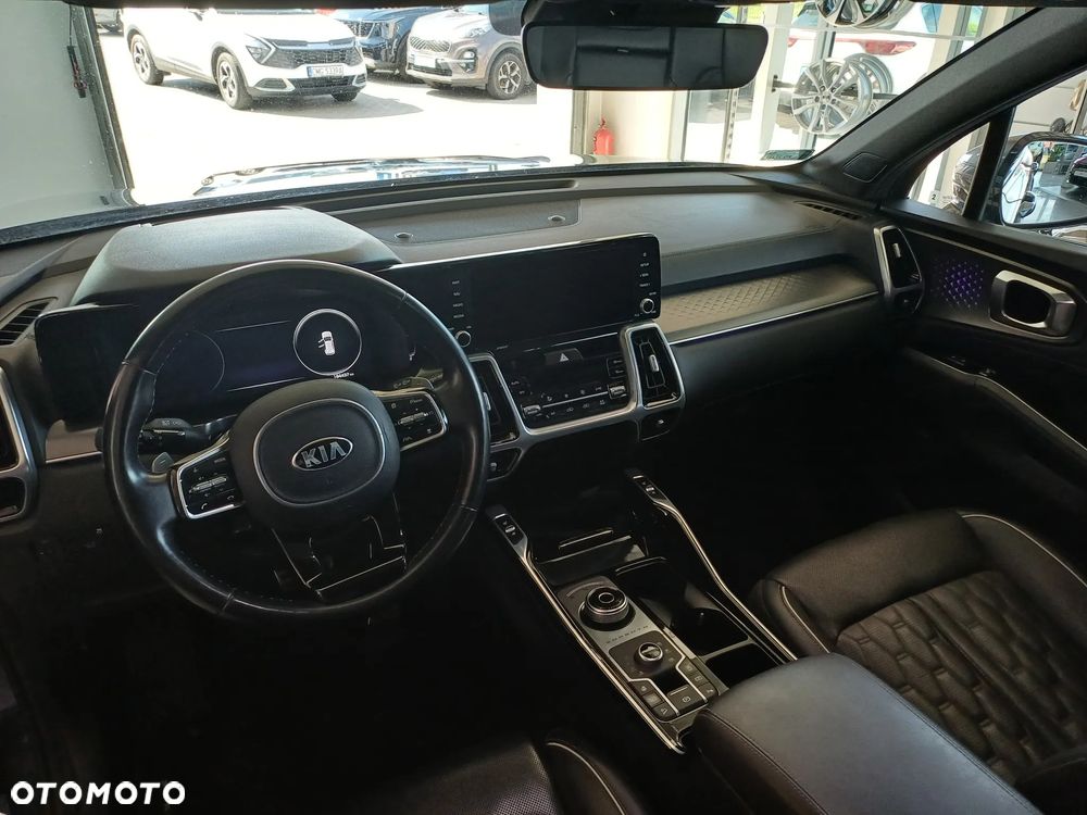 Kia Sorento - 16
