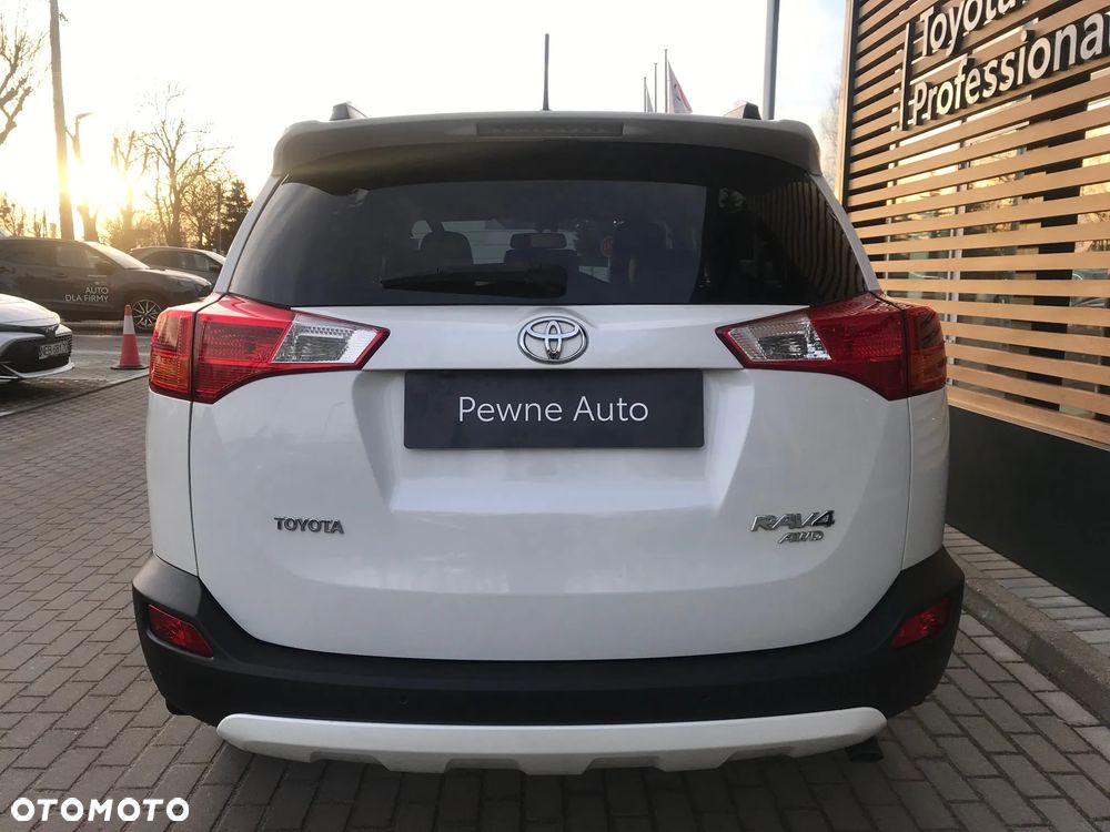 Toyota RAV4 2.0 D-4D Premium - 6