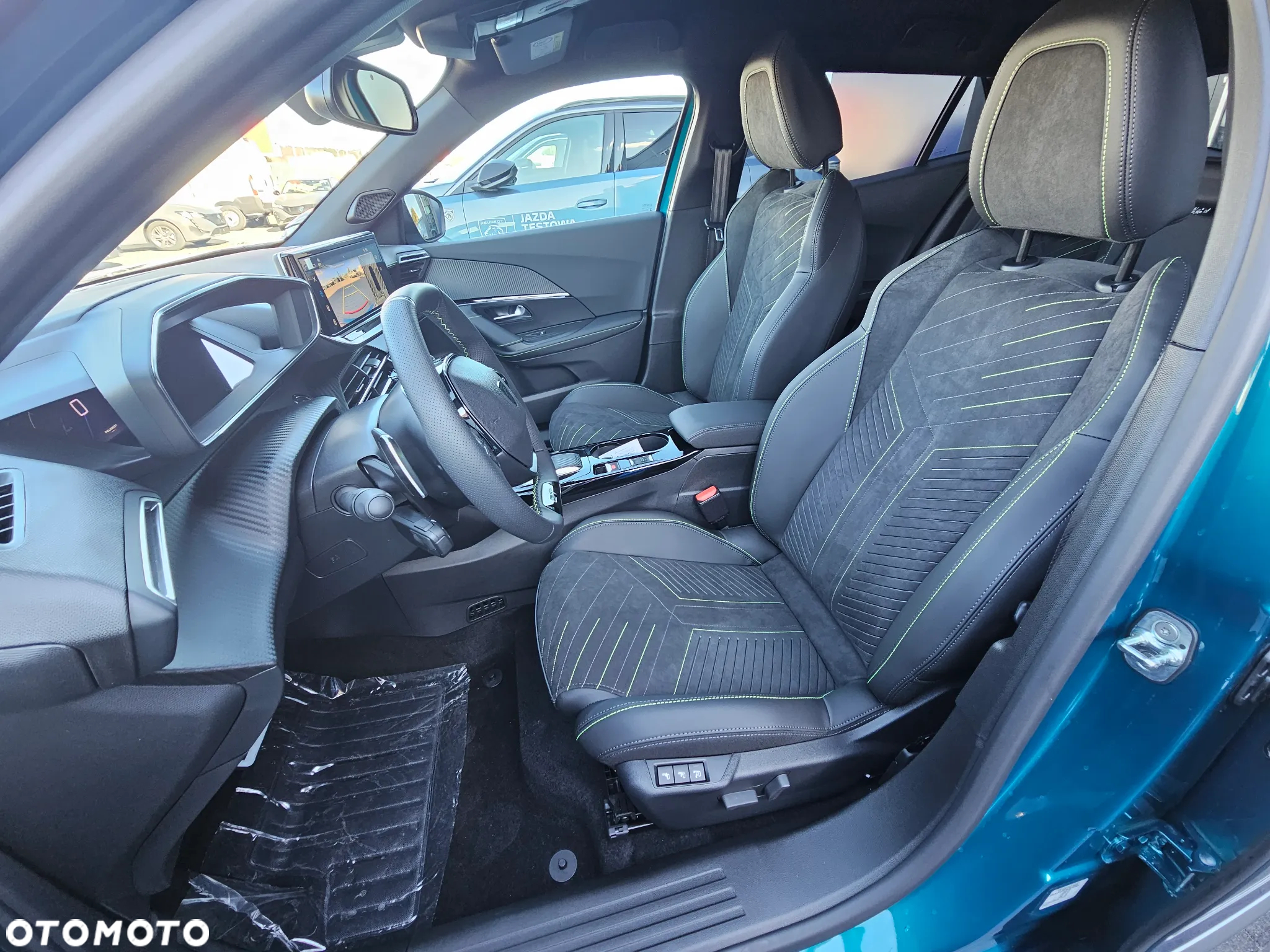 Peugeot 2008 PureTech mHEV GT e-DCS6 - 7