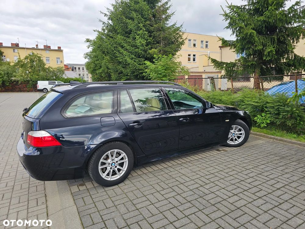 BMW Seria 5 530d Touring - 2