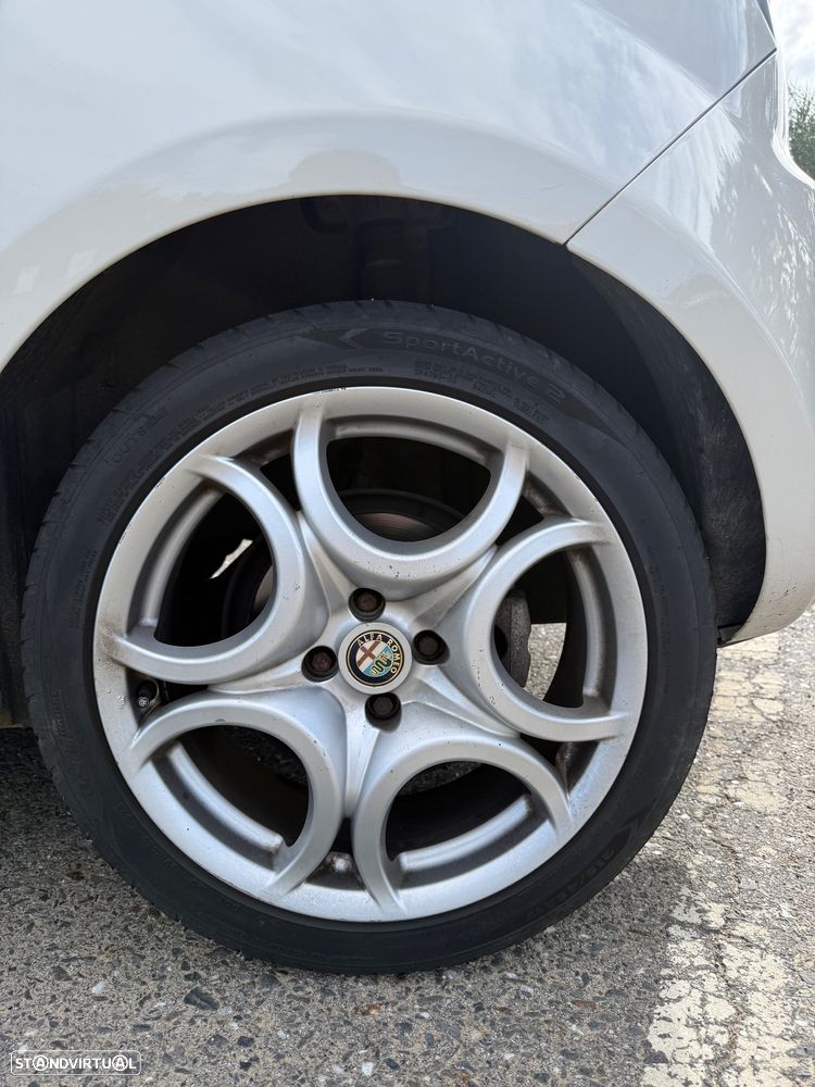 Alfa Romeo MiTo 1.6 JTDM - 8