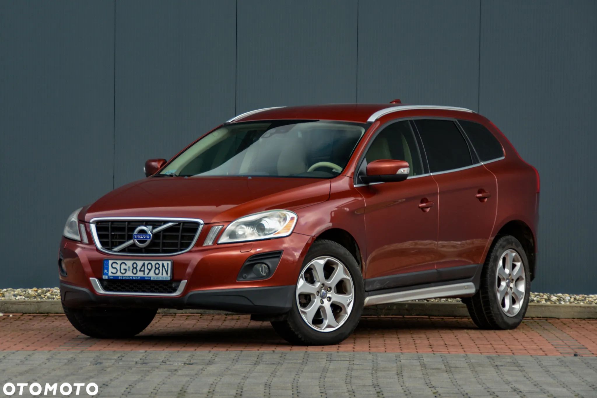 Volvo XC 60 - 1