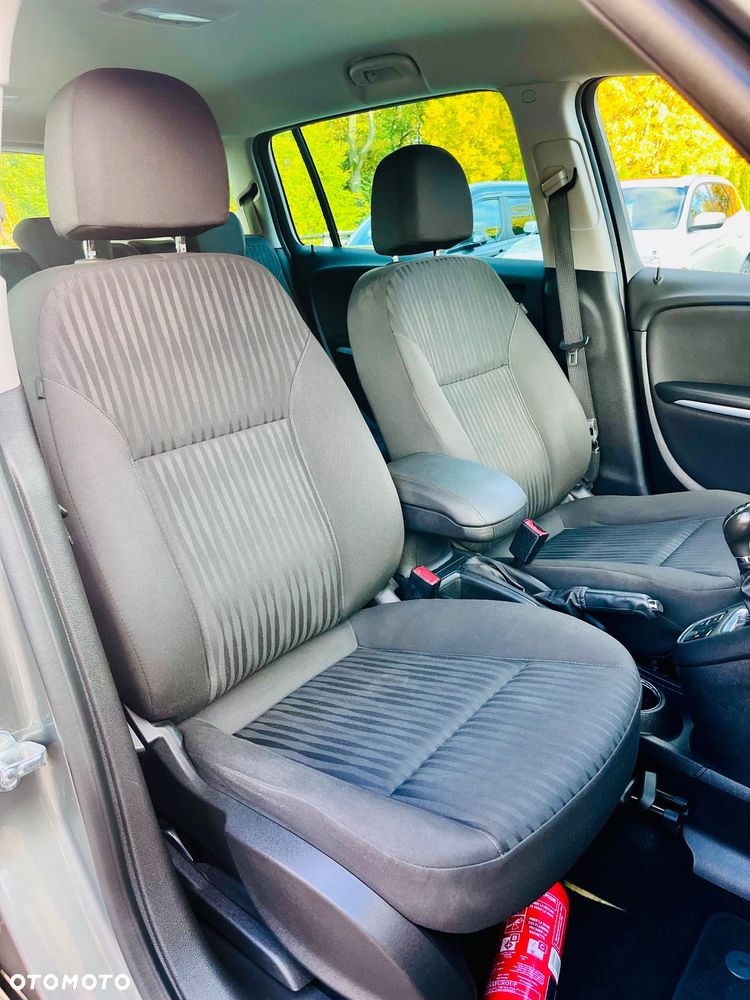 Opel Zafira - 19