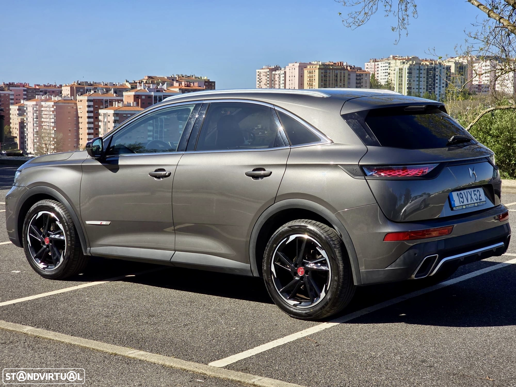 DS DS7 Crossback 2.0 BlueHDi Performance Line EAT8 - 4