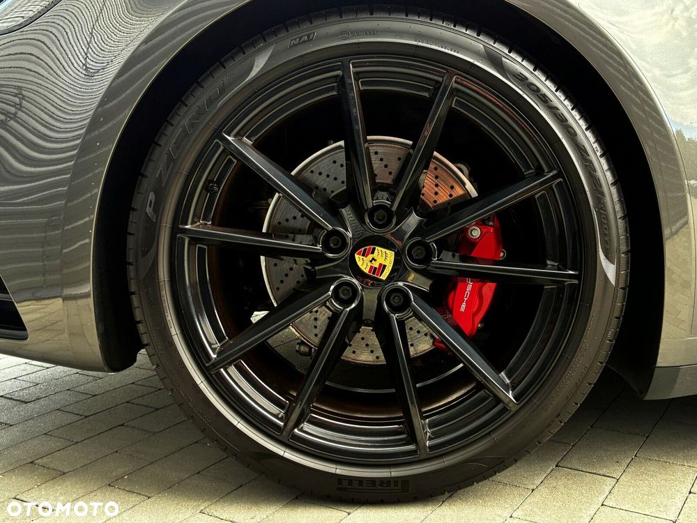 Porsche 911 - 16