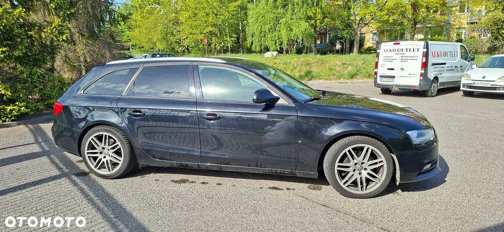 Audi A4 Avant 3.0 TDI DPF Ambiente - 16