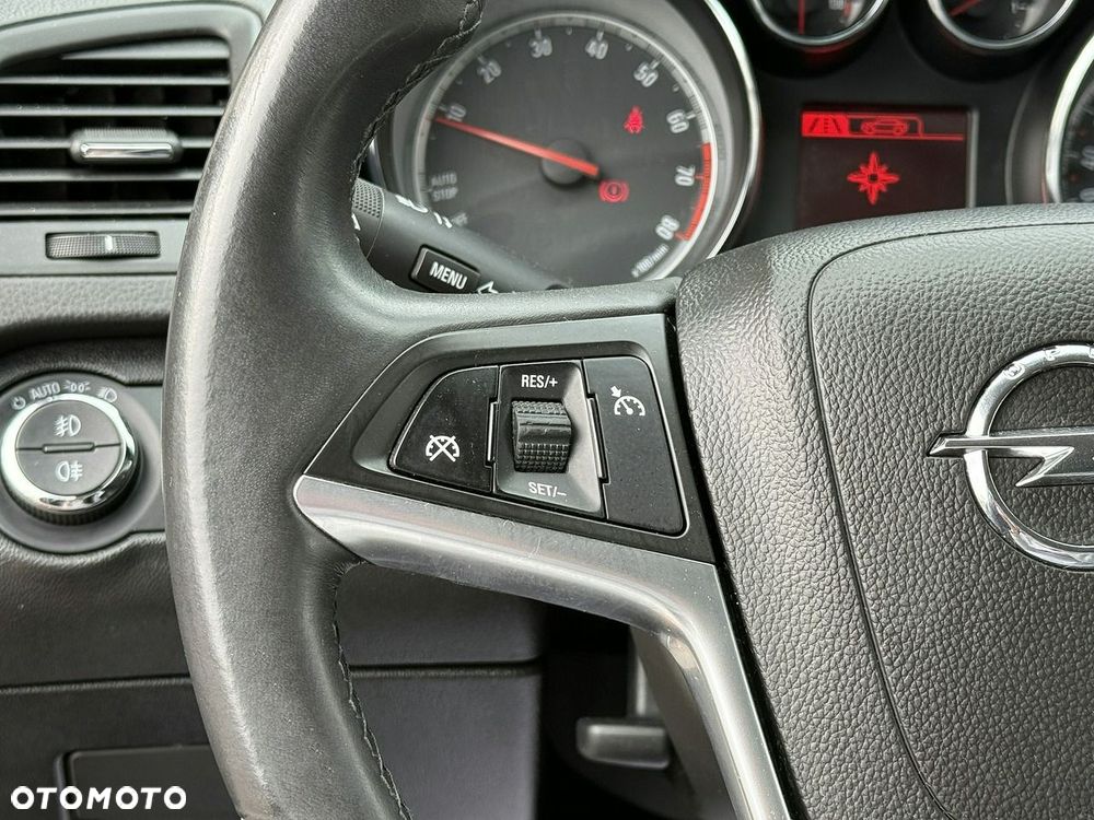 Opel Insignia 1.4 Turbo ecoFLEXStart/Stop - 9