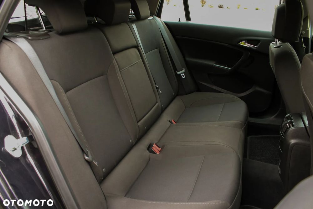 Opel Insignia 1.8 Cosmo - 23
