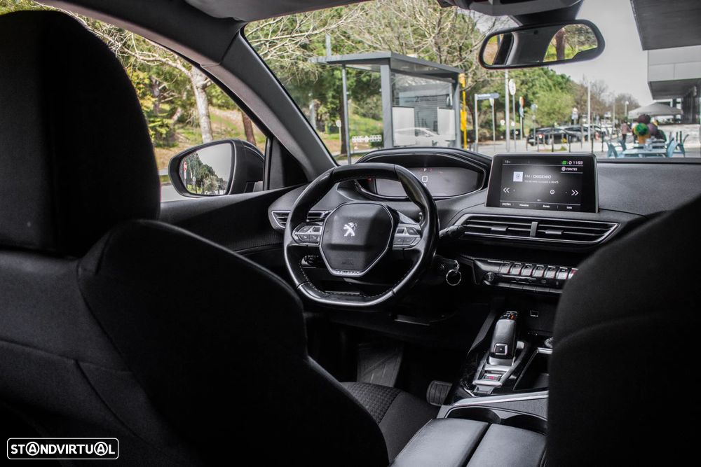 Peugeot 5008 BlueHDI 130 EAT8 Active - 28