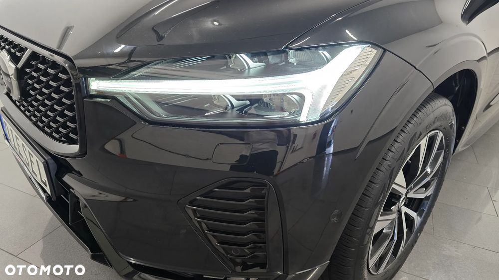 Volvo XC 60 B4 D Ultimate Dark - 11