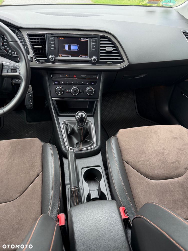 Seat Leon Sportstourer 2.0 TDI Start&Stop 4Drive X-Perience - 24