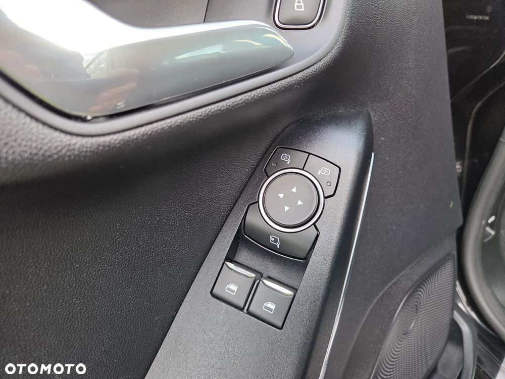 Ford Fiesta 1.0 EcoBoost S&S ACTIVE X - 26