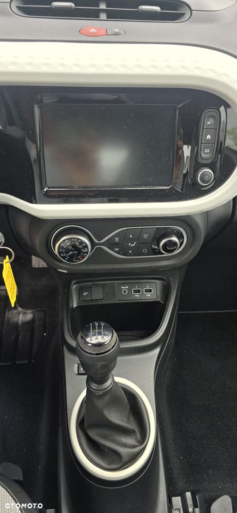 Renault Twingo SCe 65 LIMITED - 22