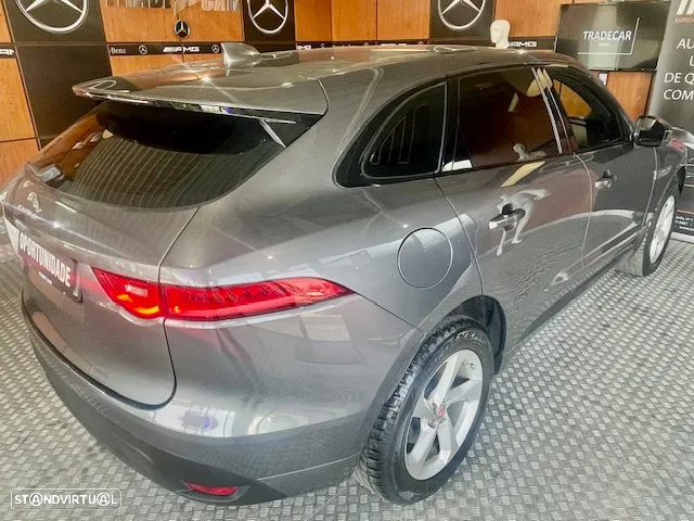 Jaguar F-Pace 20d Aut. R-Sport - 37