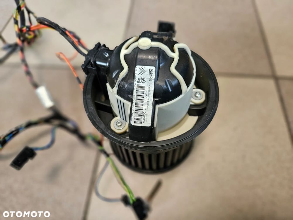 Dmuchawa nawiewu rezystor wiązka Peugeot 308 I T7 1,6 HDI T1000588K - 2