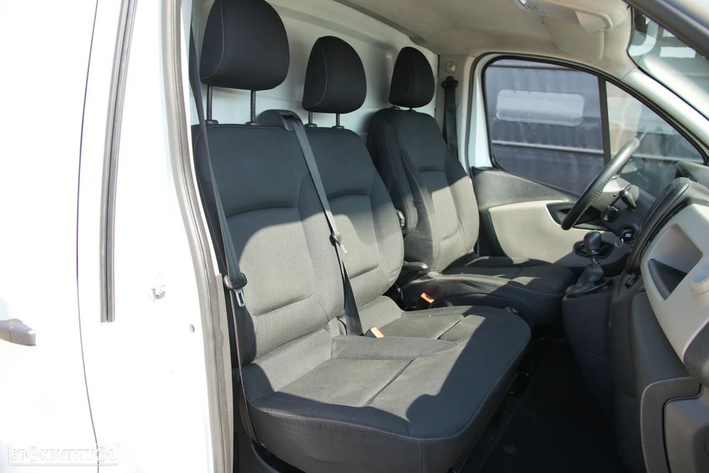 Renault Trafic Maxi Longa 1.6DCI 125cv - 12