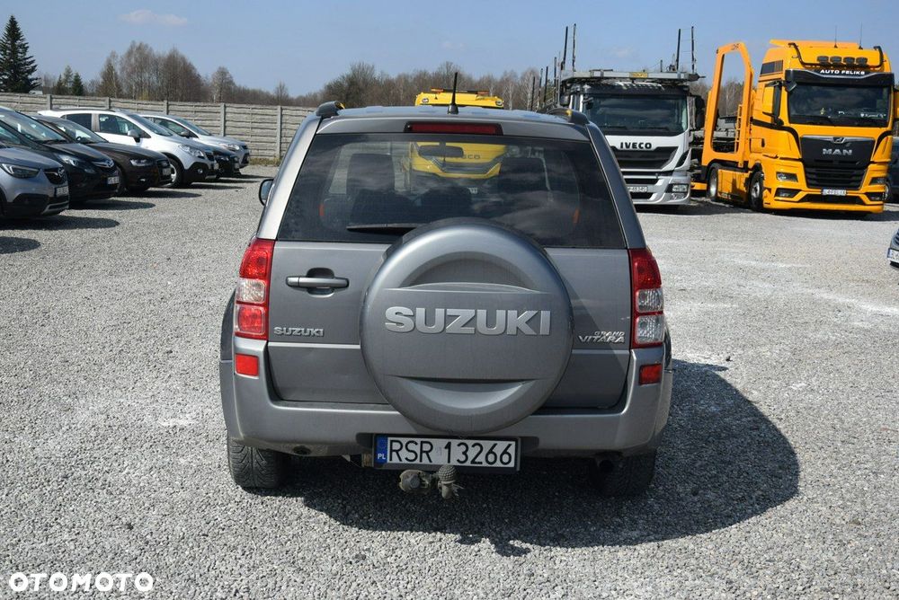 Suzuki Grand Vitara 2.0 Automatik Comfort Limited - 9
