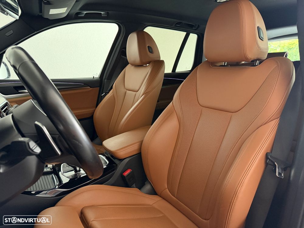 BMW X3 30 e xDrive Pack M - 18