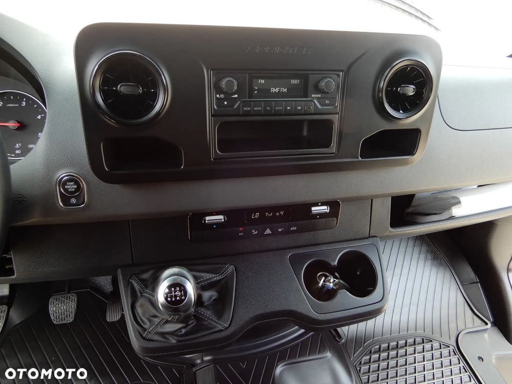 Mercedes-Benz SPRINTER 319 CDI 3.0 V6 190 KM Winda Załadowcza BÄR 600 Kg Udźwig Furgon Blaszak Maxi 4325 mm 1095 Kg Ładowności Wzmacniany Stan Jak Nowy UNIKAT MEGA OKAZJA POLECAM - 39
