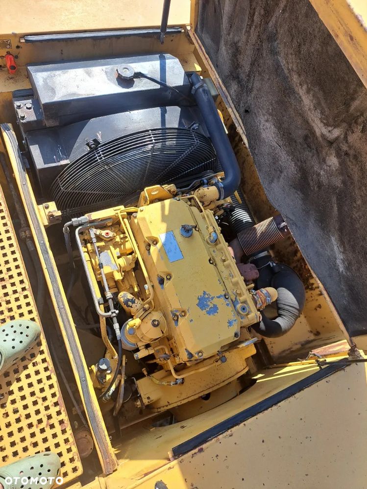 Caterpillar 212 BFT - 12