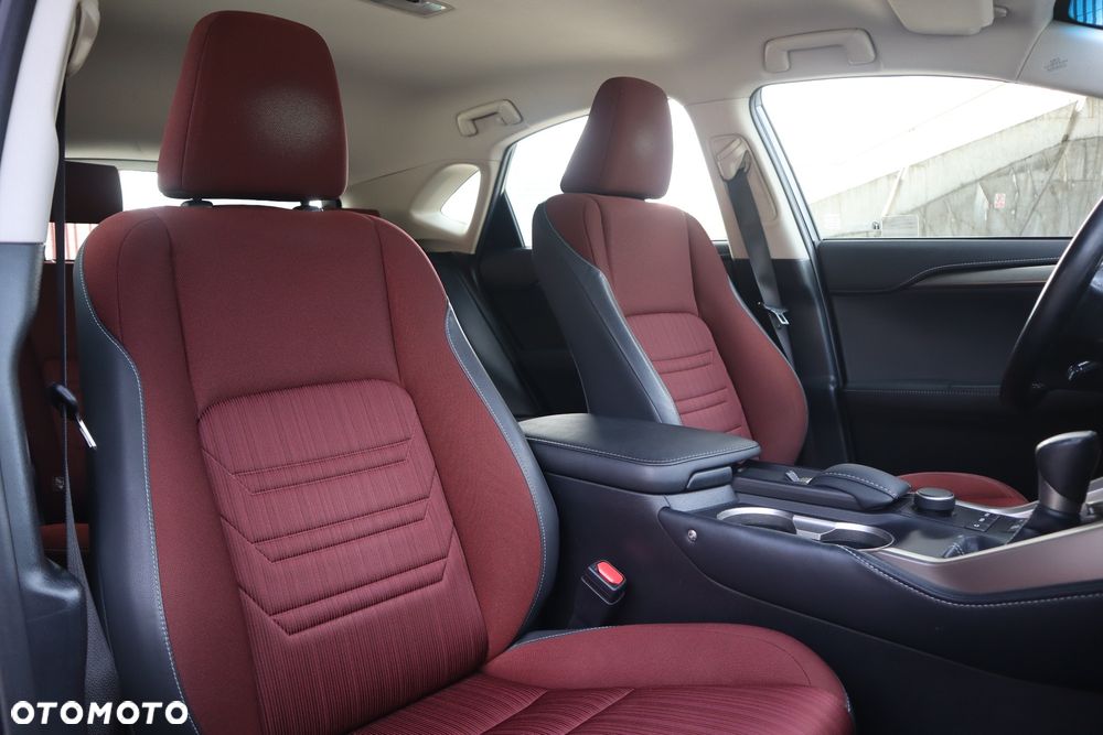 Lexus NX 300h Comfort AWD - 21