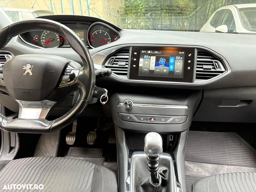 Peugeot 308 1.6 e-HDI FAP STT Active - 10